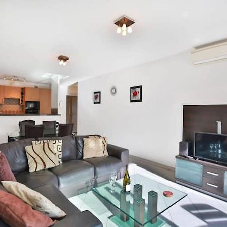 Charming Two-Bedroom Apartment With Balcony And Garage By The Marina Antibes Luaran gambar