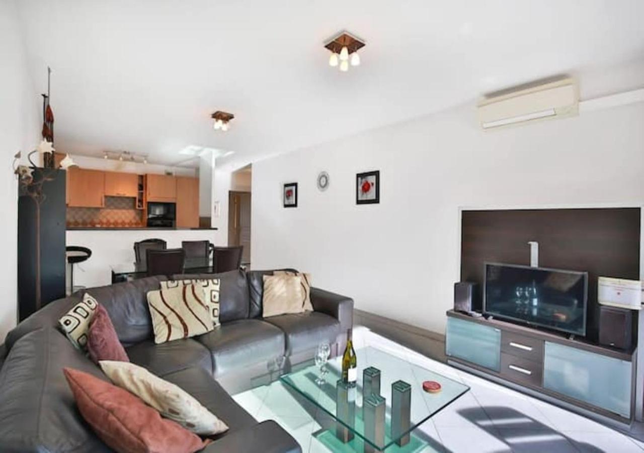 Charming Two-Bedroom Apartment With Balcony And Garage By The Marina Antibes Luaran gambar